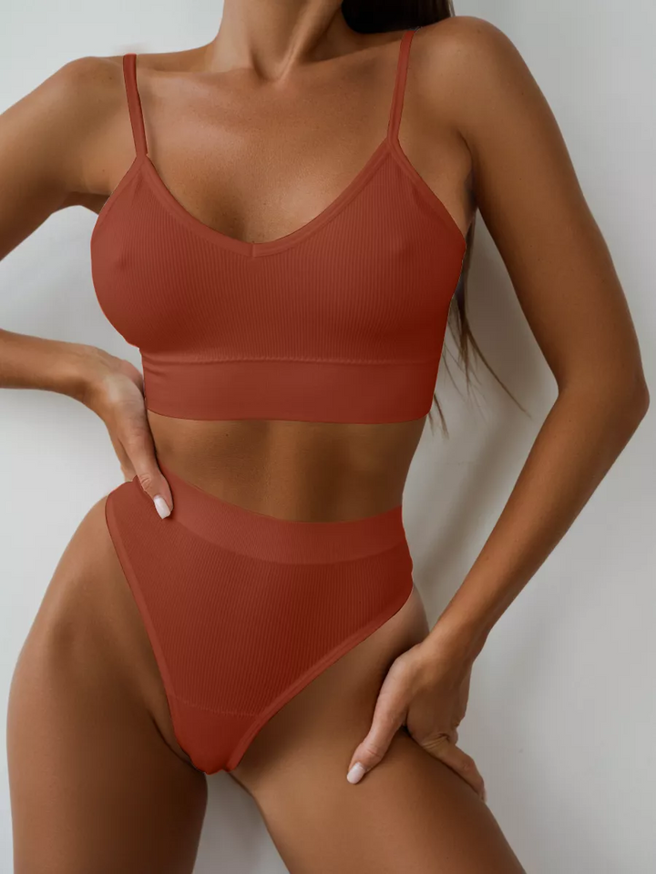 Faye Lounge Set